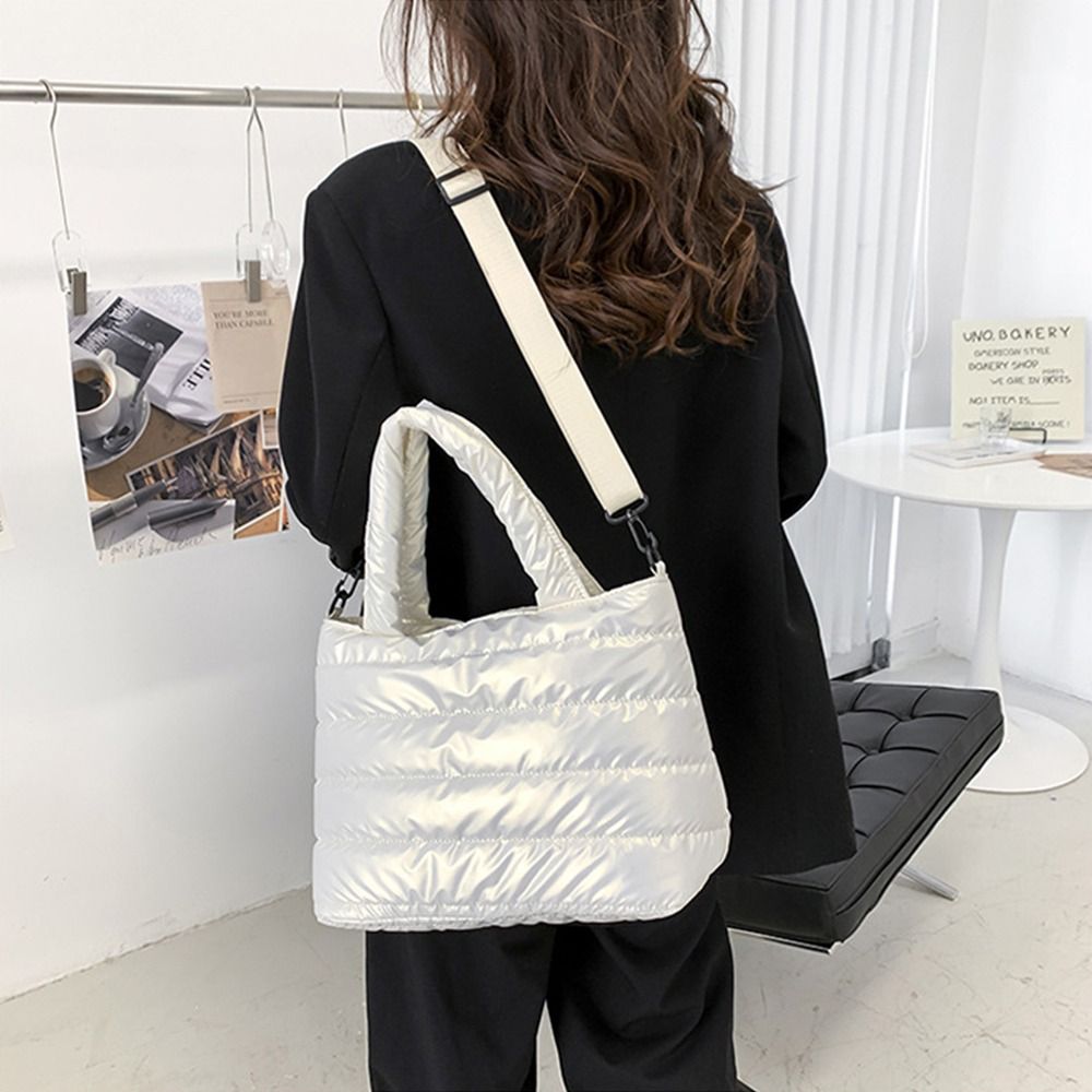 Bolsa feminina puffer acolchoa - Shoulder Bag Structured avaliação e preço