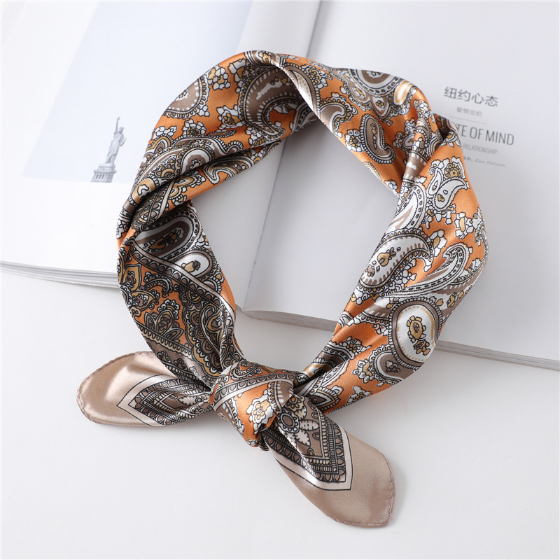 Lenço de Seda Quadrado de Luxo - Scarf Silk Neck avaliação e preço