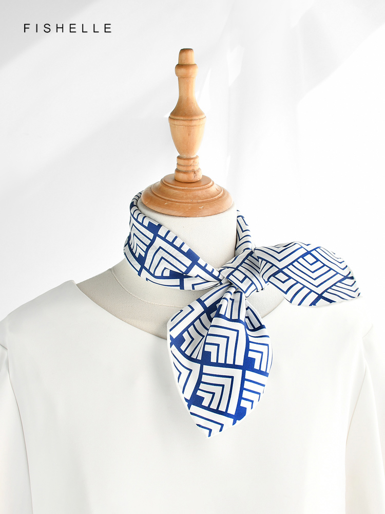 Lenço de seda estampado geomét - Scarf Silk Neck avaliação e preço